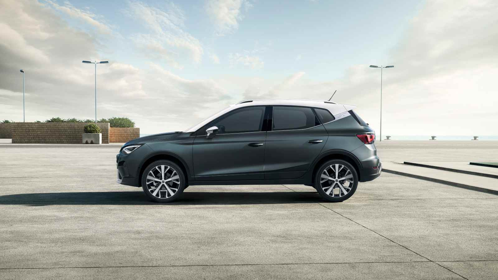 seat arona lateral